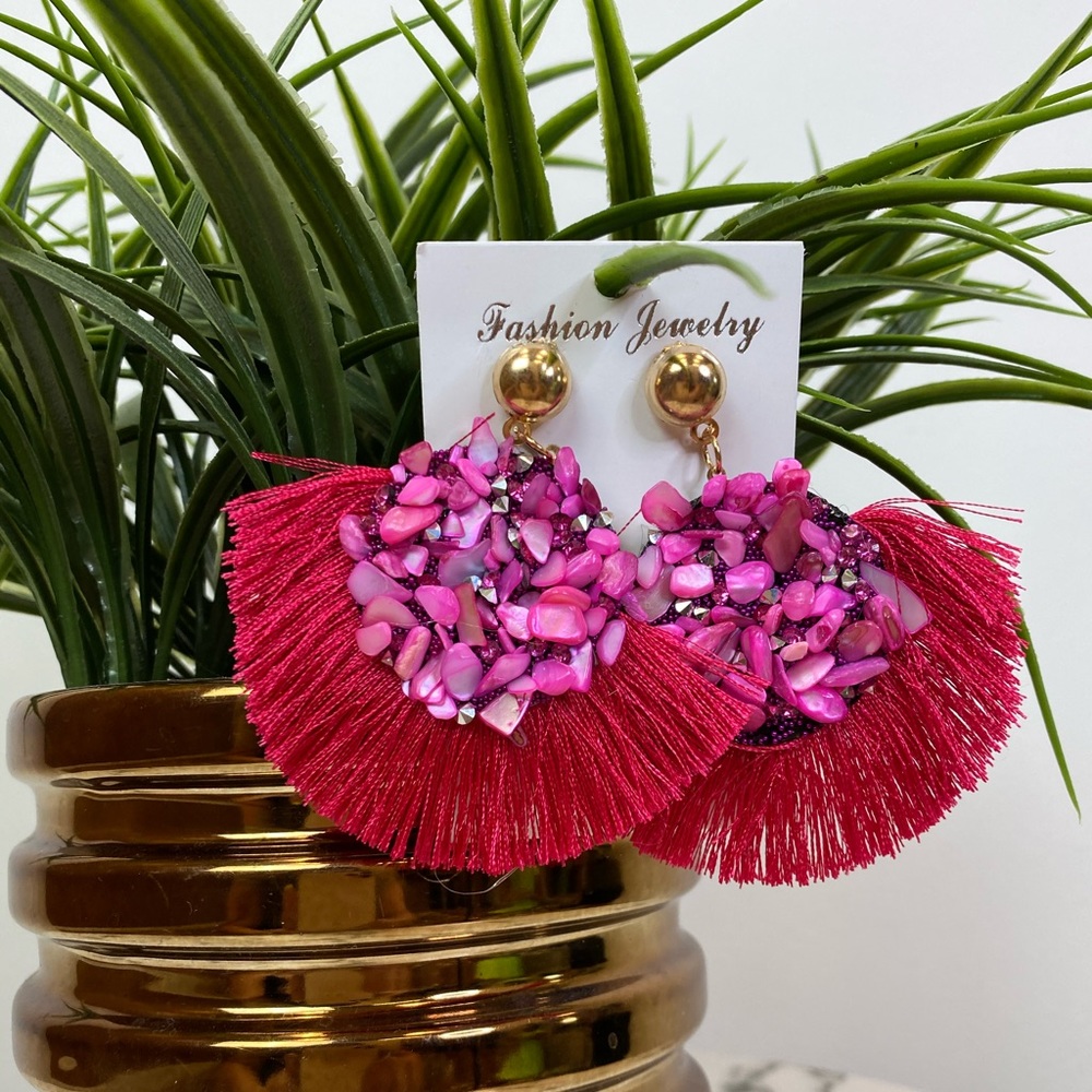‼️ Fuchsia Stone Diamond Thread Fan Earrings